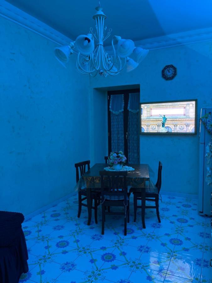 Al Centro Storico Home 나폴리 외부 사진