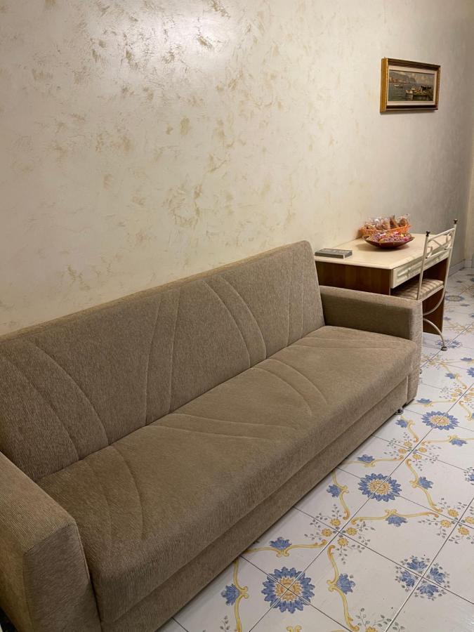 Al Centro Storico Home 나폴리 외부 사진